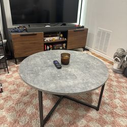 Round Coffee Table 31.5”