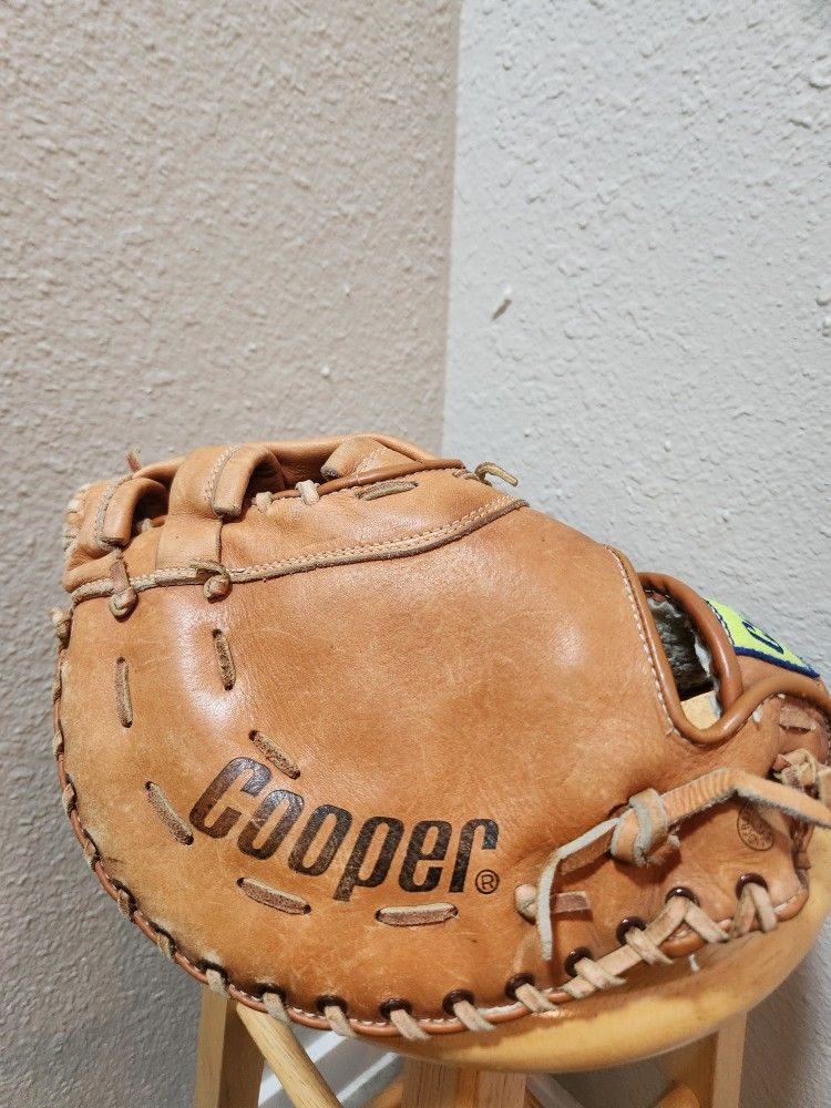 Cooper 1st Base Glove-12"