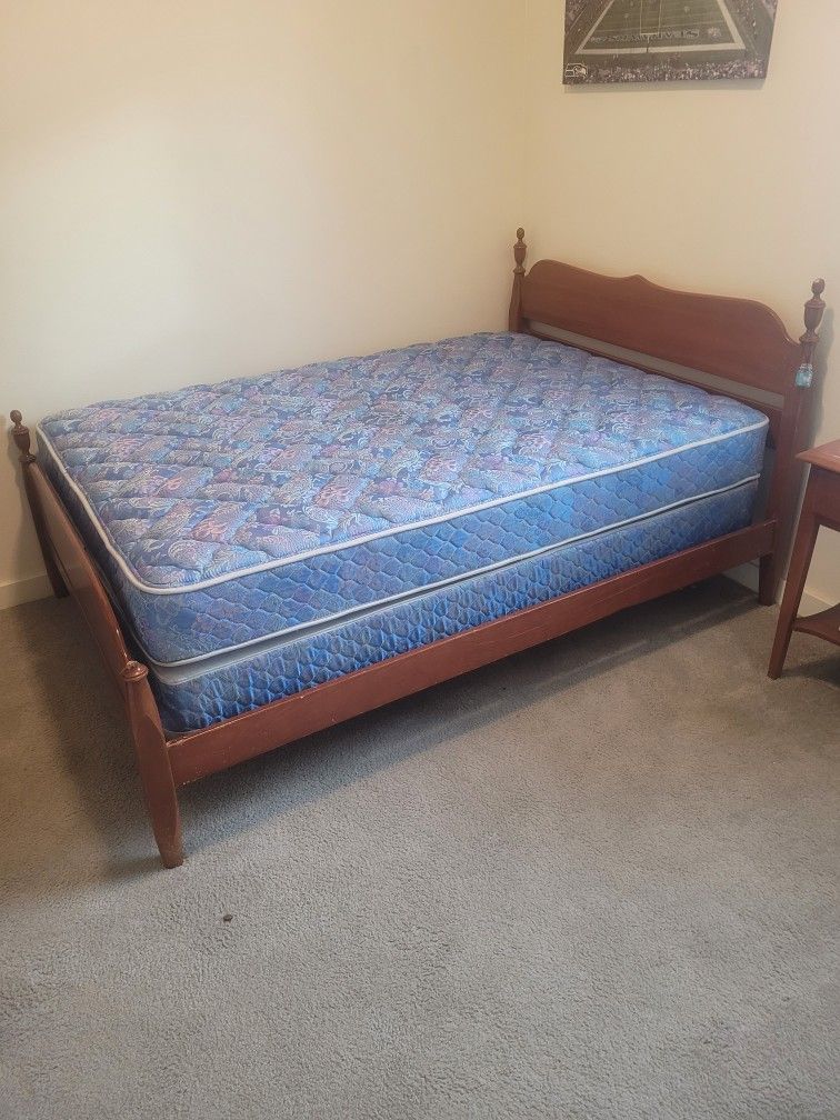 Full Size Bedroom Set w/ 50" TV