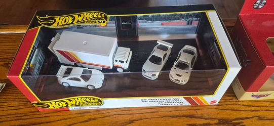 Hot Wheels Premium Toyota 4-Car Set. 🥰🥰SUPRA