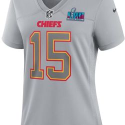 Nike Patrick Mahomes Gray Kansas City Chiefs Super Bowl LVII for Sale in  Vancouver, WA - OfferUp