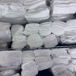 Thick Blankets , Skinny Sheets ,  Hand Towels And bathing Towels 