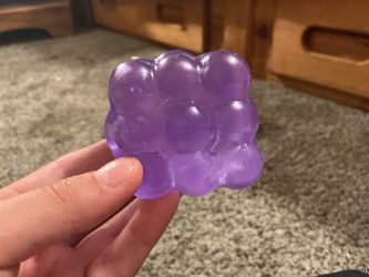 Bubble Cubed shaped squishy💜