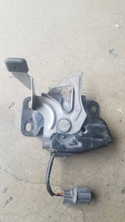 2003-2007 honda accord hood latch