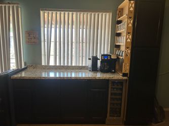 Kitchen cabinet/ bar