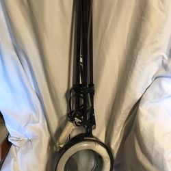 Working Magnifying Lamp 