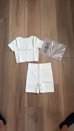 Women’s ribbed set