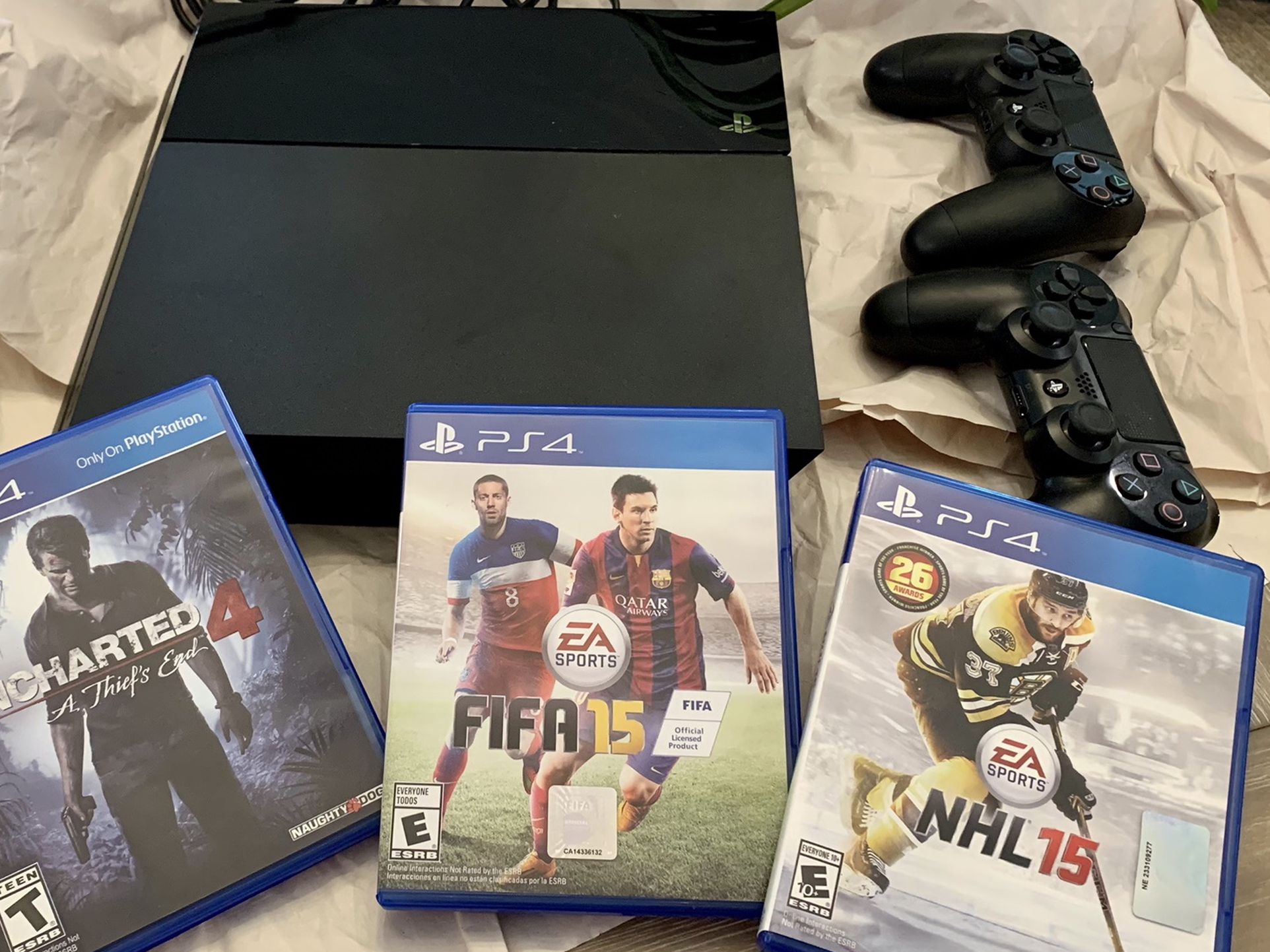 PS4 - Never Used With 3 Games