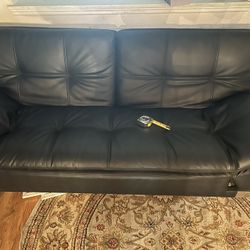 Black Futon 