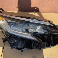 2022-2023-2024 Toyota Sienna Headlight Led RH 