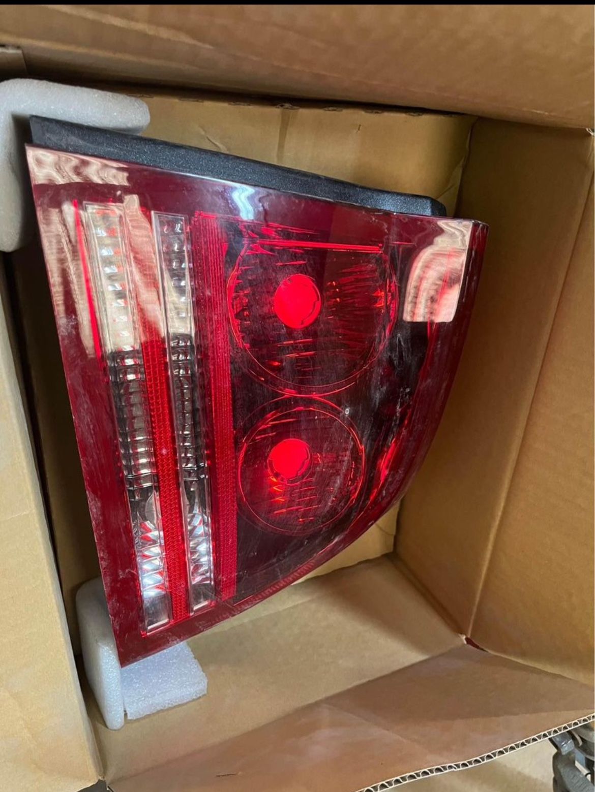 Dodge Charger right tail lamp