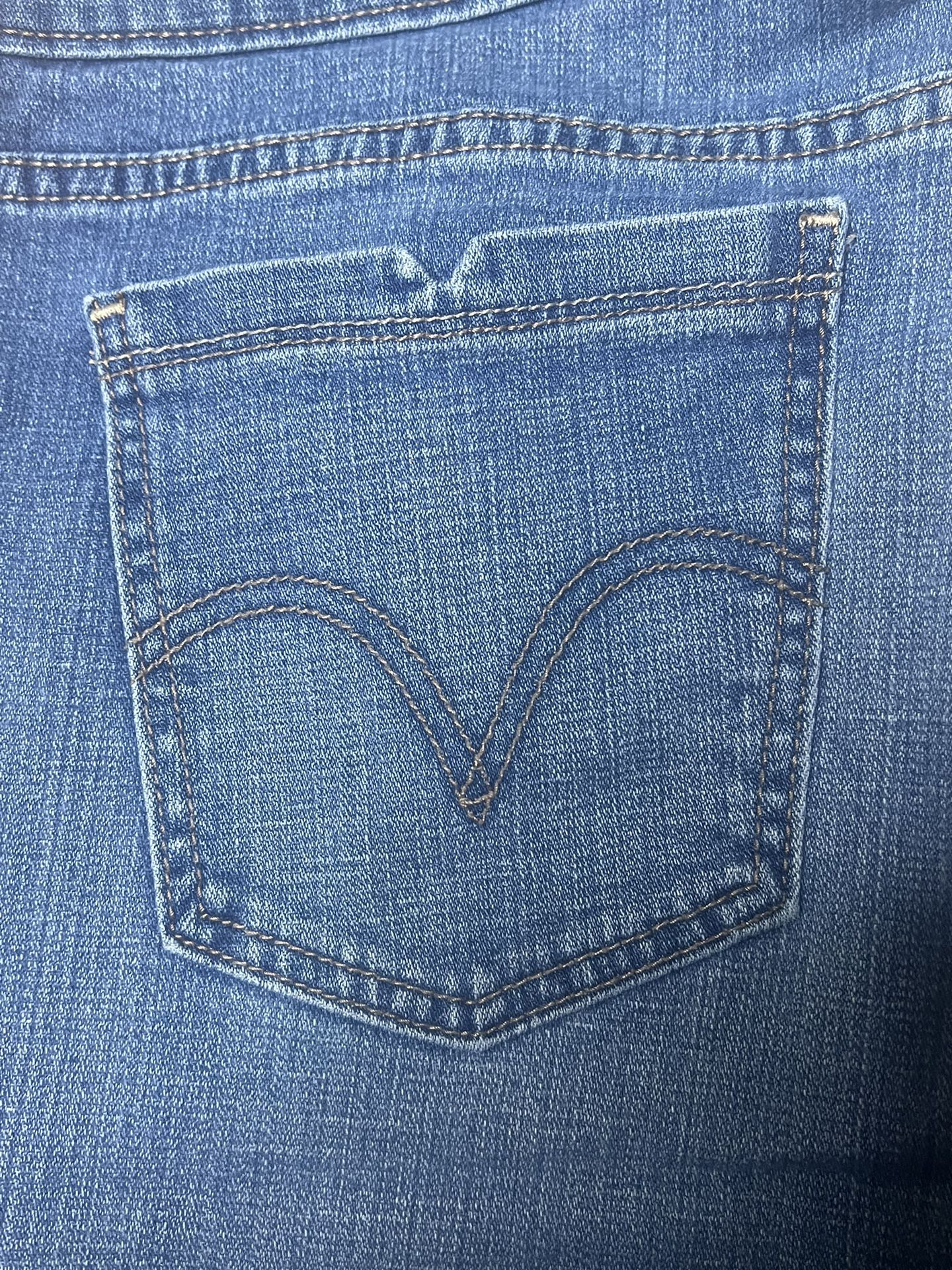 Levi shorts