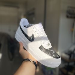 Custom Shoes (LV)
