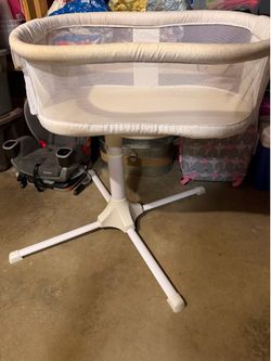 HALO Swivel Bassinet