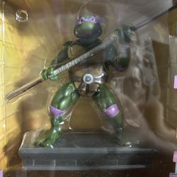 Donatello statue figure TMNT