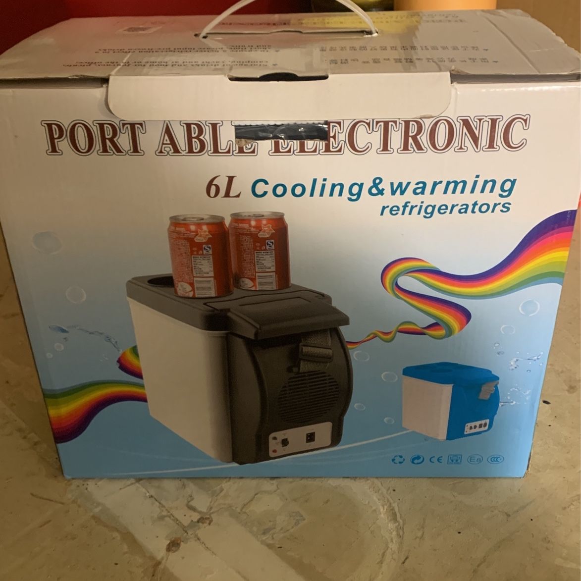 Portable Electronic Cooling And Warming Refrigerators