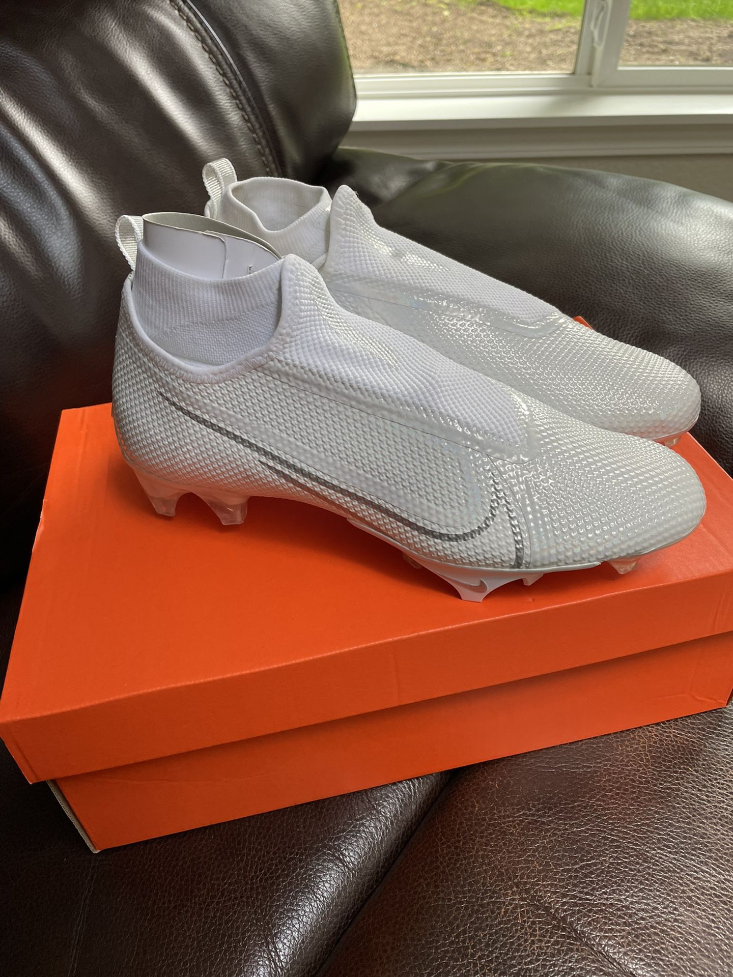 Gucci Adidas Football Cleats for Sale in Portland, OR - OfferUp