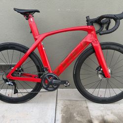 Trek Madone Aero 2021 SL6 GEN 6