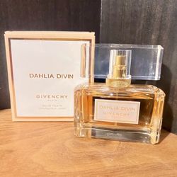 Dahlia Divin By Givenchy