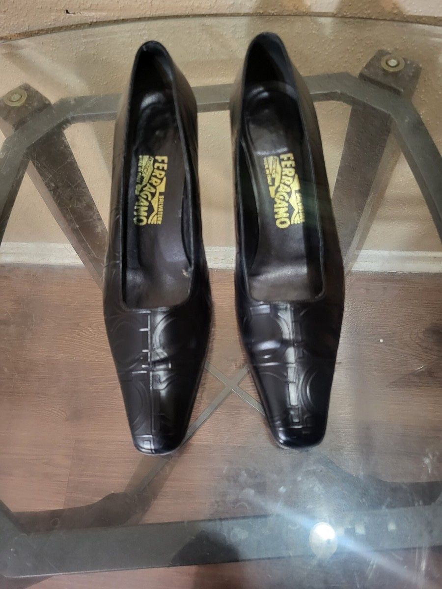Ferrigamo Heels Size 10