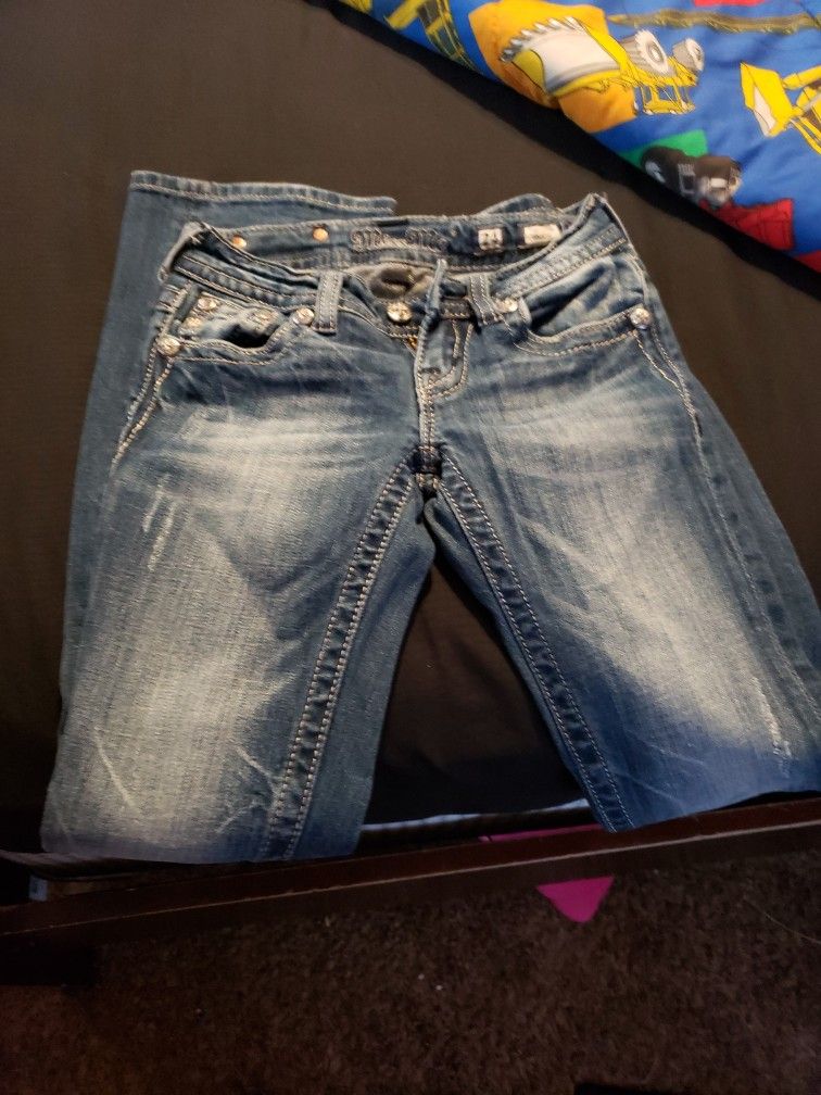 Jeans. I Only Reply Here