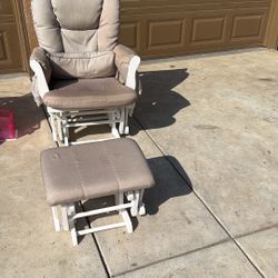 Rocking Chair Set