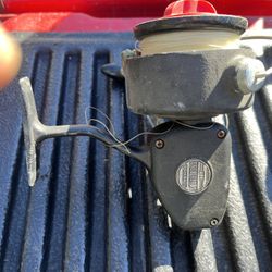 Various Fishing Reels 