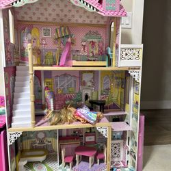 Barbie Doll House