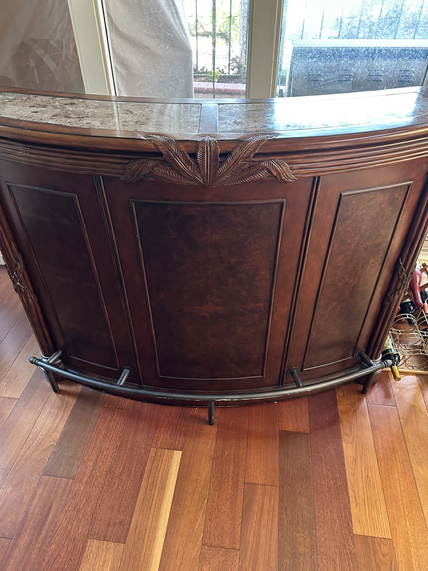 Bar Table