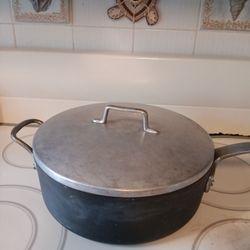 Magnalite GHC Huge 12" Professional Skillet, 4" Deep, w/Lid