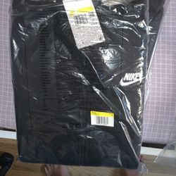 Nike Zip Up Hoodie Sportswear Price Negotiable