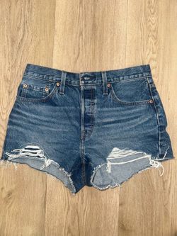 501 Levi shorts