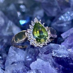 Modern Peridot And Diamond 10K Yellow Gold Woman’s Ring