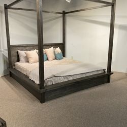 New QUEEN size platform canopy bed in a box