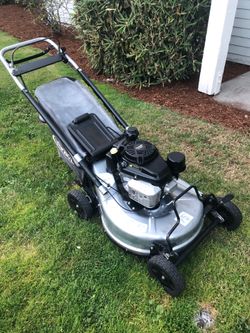 commercial, lawnmower BRAVO 25” perfect condition