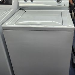 Kenmore Washer for Sale 
(Works Great)
Comes w/Warranty 
Delivery Available 