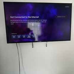 TV MOUNT/ THERMOSTAT 