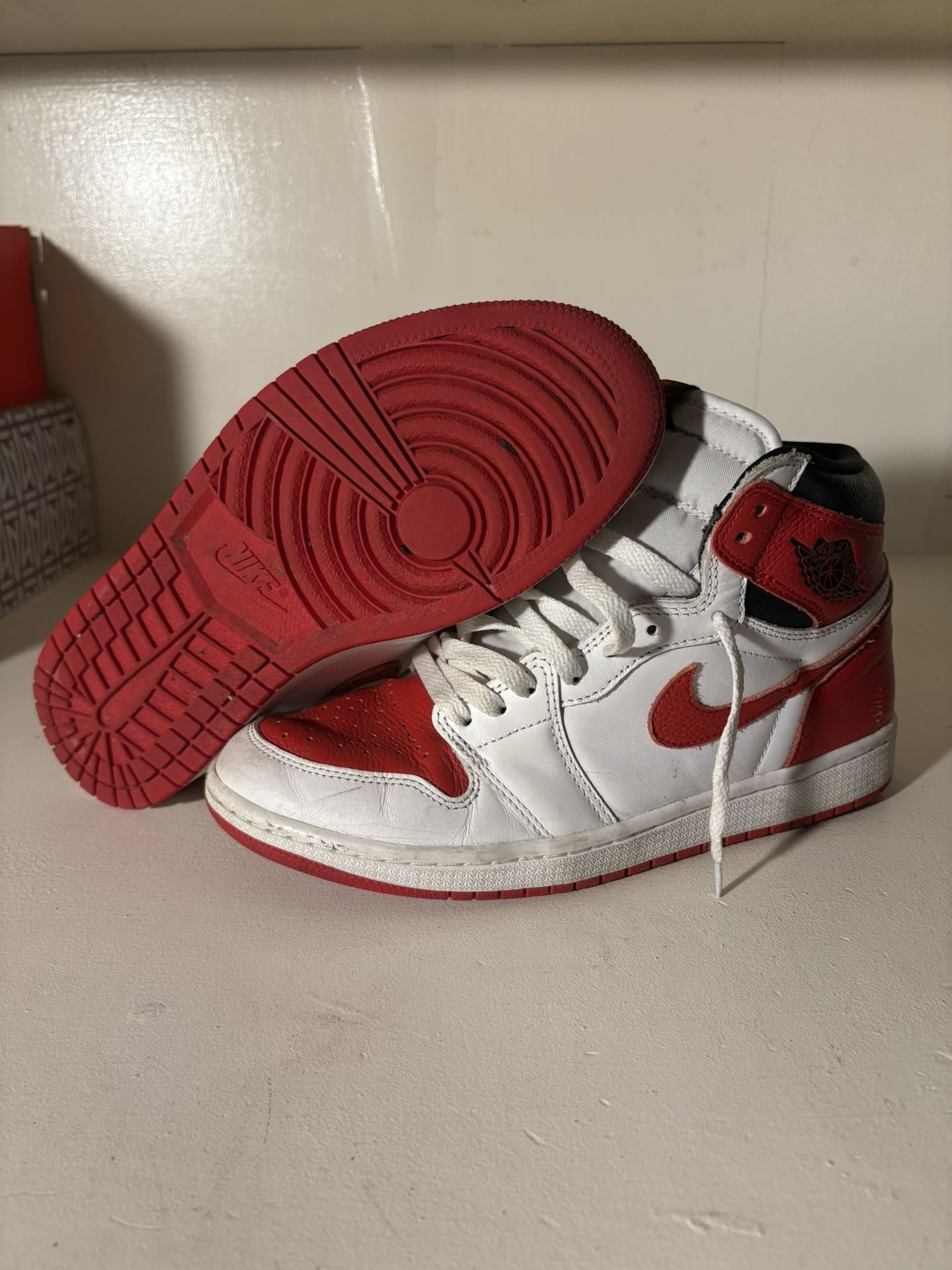 Air Jordan 1 Heritage