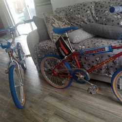 2 mongoose  bmx  vintage reissue