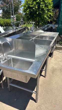 Stainless steel sink