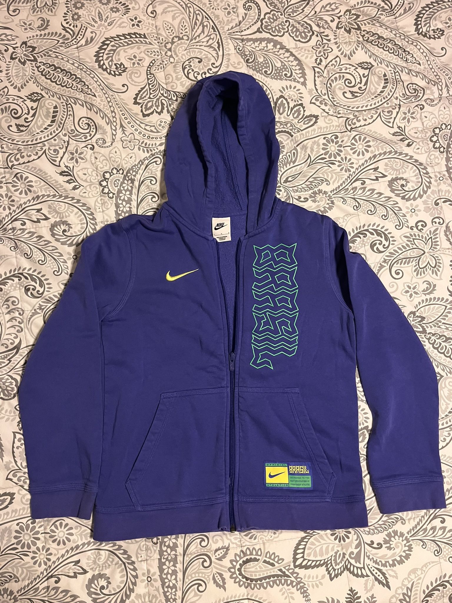 Boys Brazil Nike sweatshirt, Lg