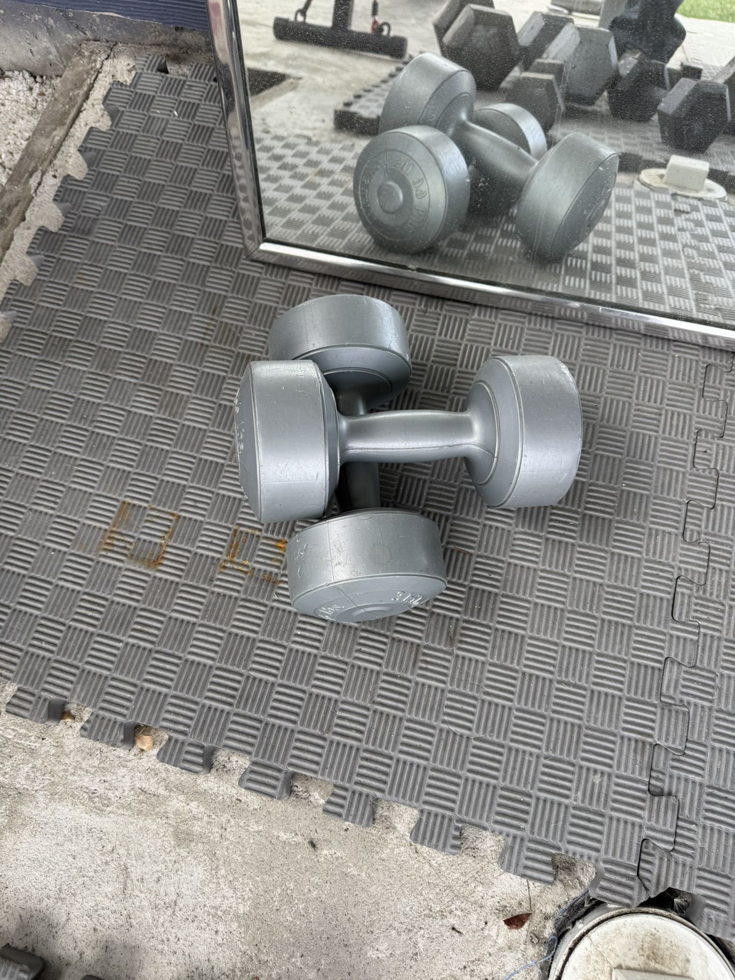 Dumbbell