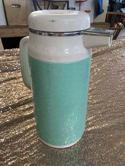 Thermos With Spout