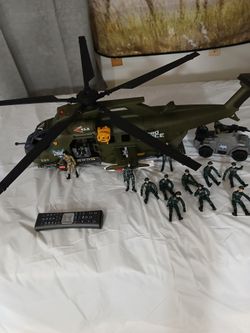 Huge Helicopter With ACCESSORIES 