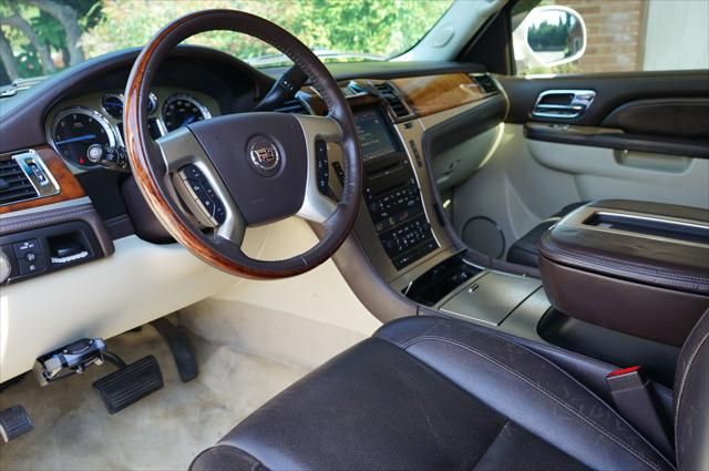 2010 Cadillac Escalade