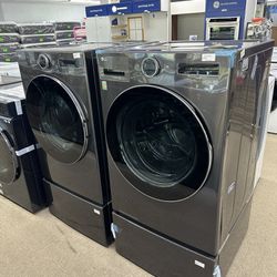 LG ThinQ Smart Front Load Washer & Dryer Set With Steam