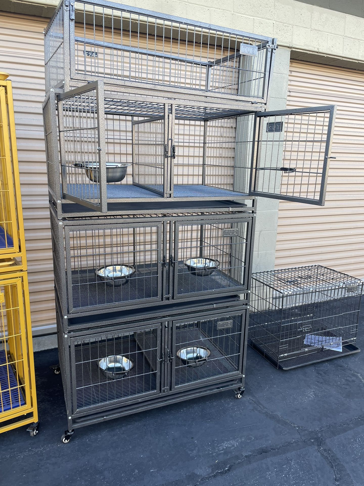 43” Divider Cage Item Is New In Box