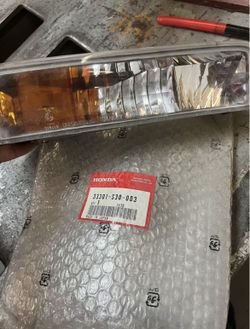 OEM Honda Prelude turn signal lamp