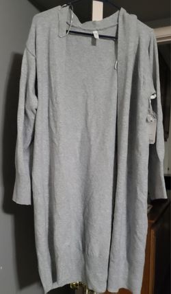 New Womens Gray Cardigan Sweater, Size XL