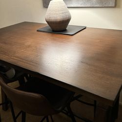Adjustable work table/ Dining table